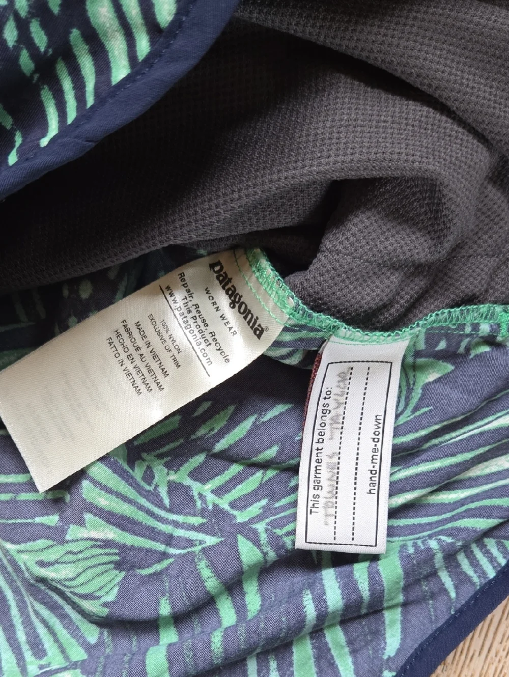 PATAGONIA Baggies Windbreaker Jacket Blue Green Palm Print Size Kids Small - Picture 5 of 7
